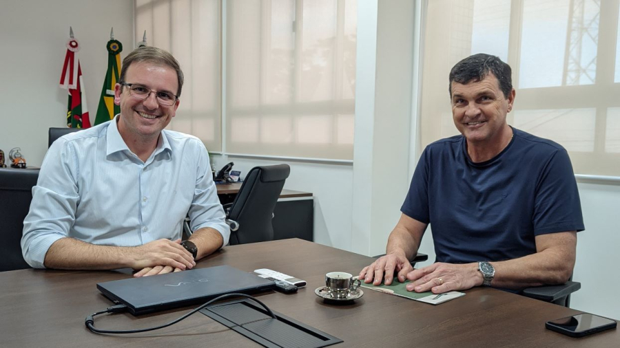 Encontro entre Noi Coral e Eduardo Guollo reforça união por Morro da Fumaça